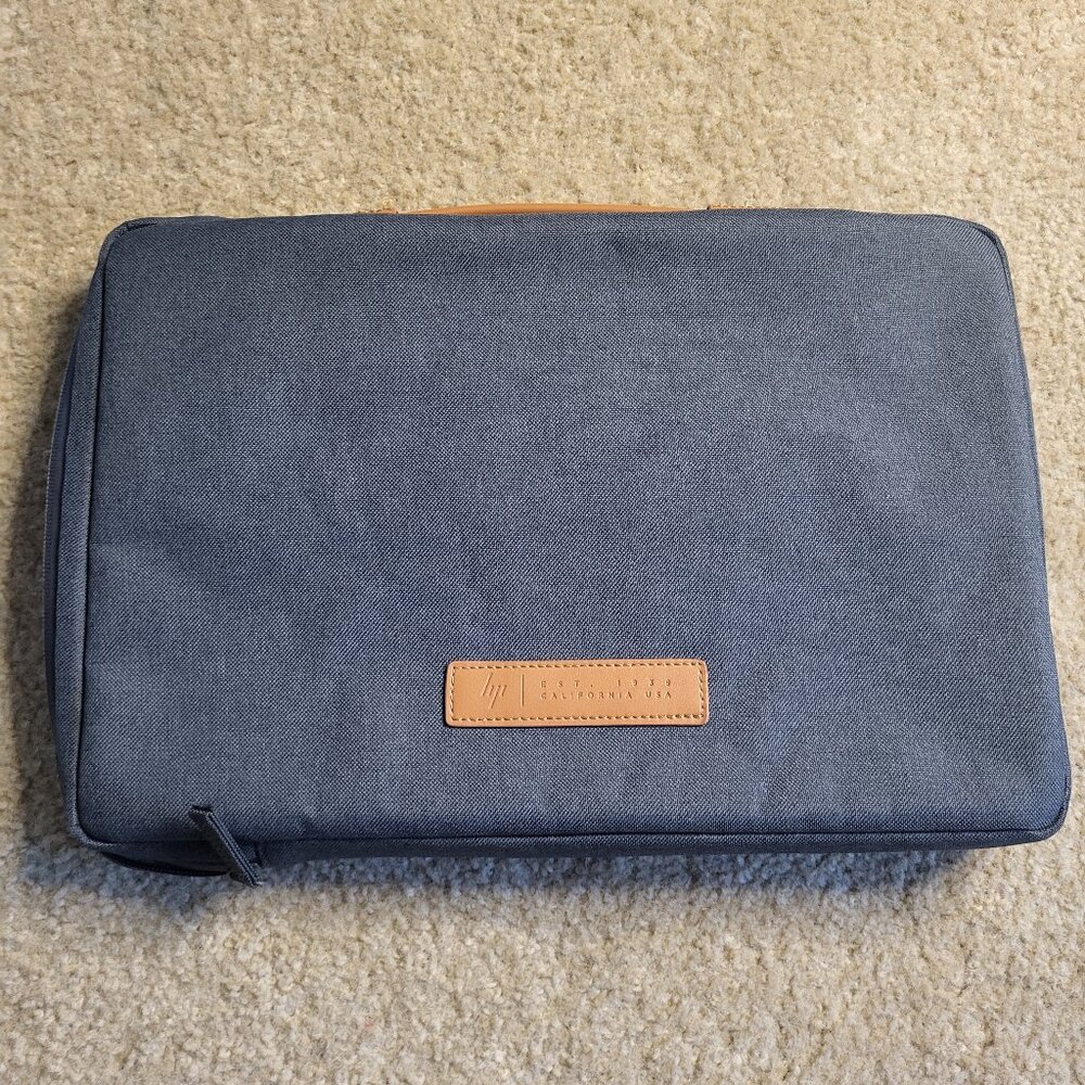 HP Envy Urban Sleeve